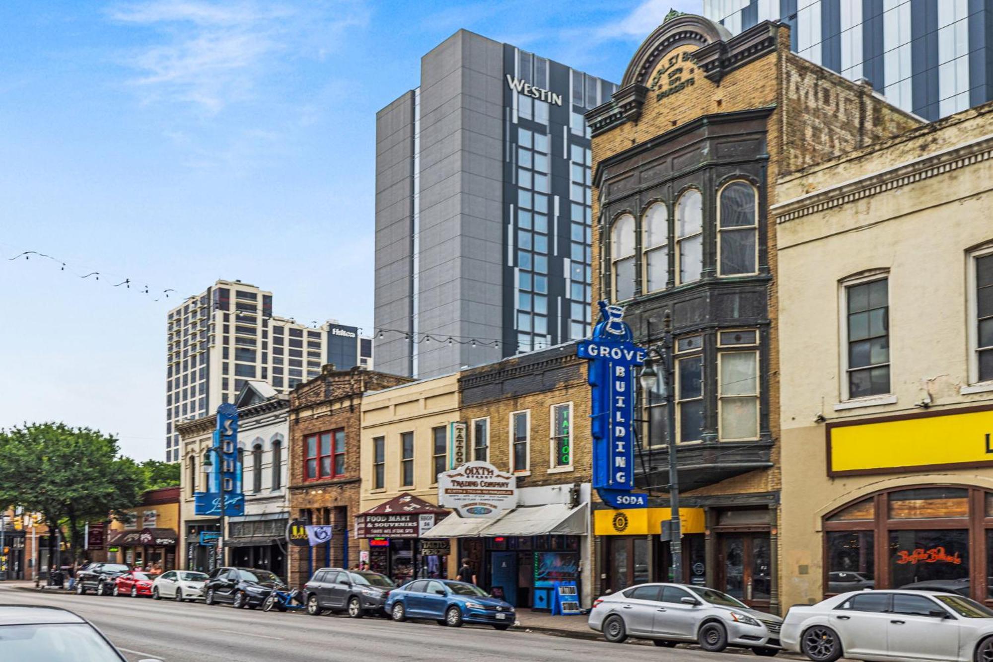 Littlefield Lofts, Hosted By Placemakr - 6Th St 오스틴 외부 사진