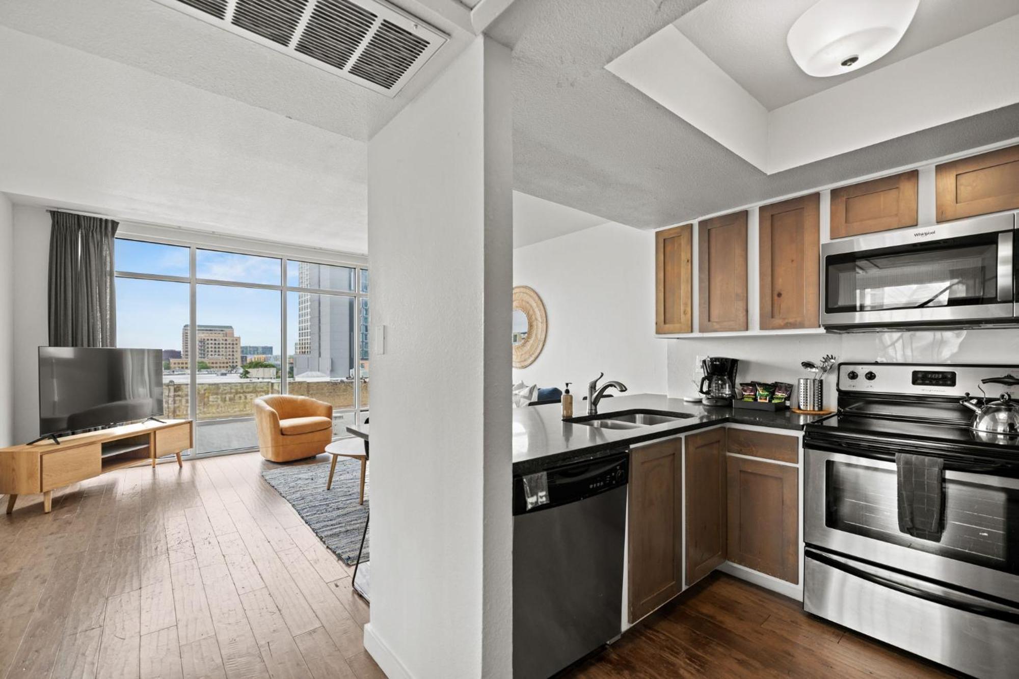 Littlefield Lofts, Hosted By Placemakr - 6Th St 오스틴 객실 사진