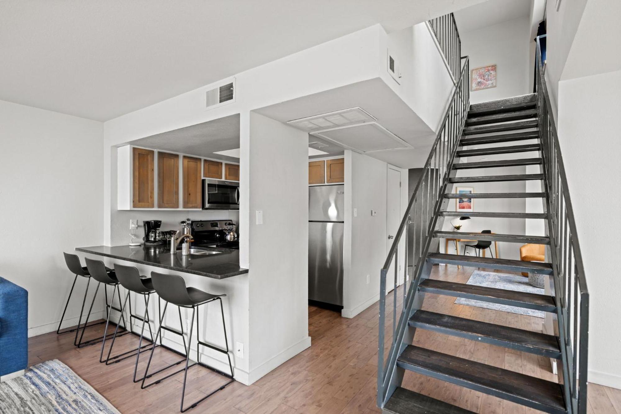 Littlefield Lofts, Hosted By Placemakr - 6Th St 오스틴 객실 사진